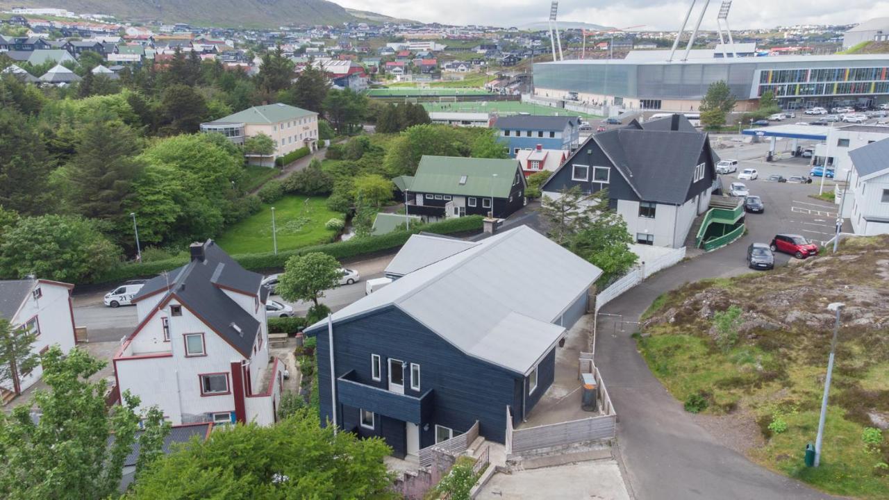 Stadium / Central / Park / Art Gallery Torshavn Ngoại thất bức ảnh