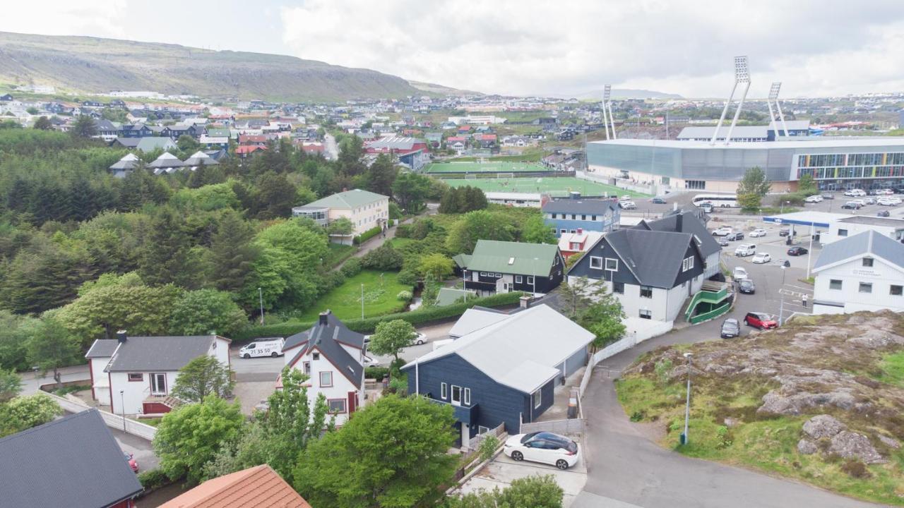 Stadium / Central / Park / Art Gallery Torshavn Ngoại thất bức ảnh
